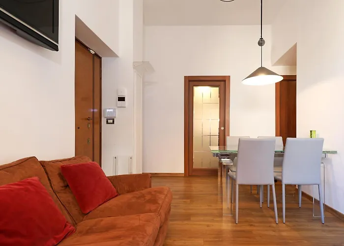 Stella House *